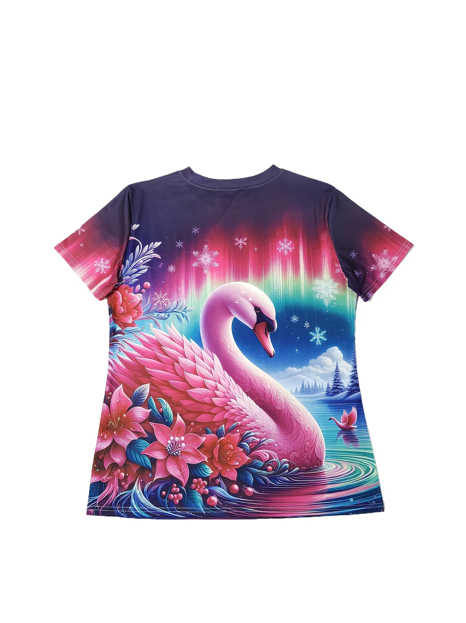 Koszulka damska Magenta Swan - Aurora i kwiatowy motyw graficzny, zimowy wzór z efektem uroku, do noszenia na co dzień.