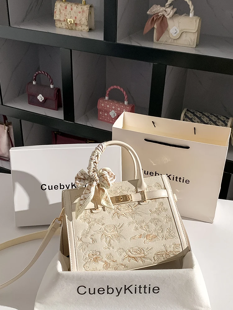 

New Chinese Sle Embroidered Tote Bag Women's Crossbody oulder Bag Commuter Soft Leather Large Size Pure Color