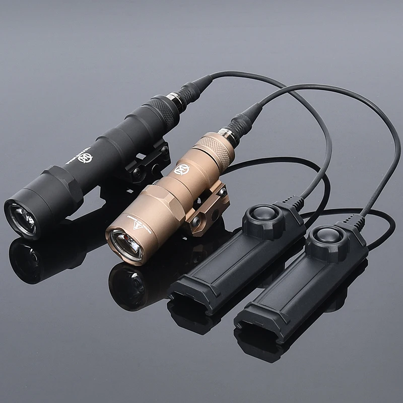 WADSN Airsoft M300B M600B M600 WADSN Tactical Powerful Flashlight Fit 20mm Picatinny Rail Hunting Weapon Gun LED Scout Light