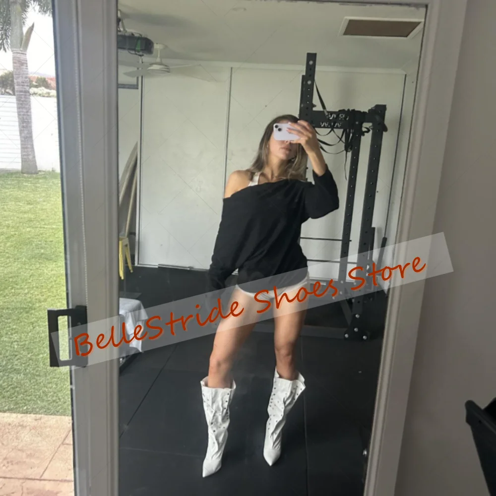 화이트 스터드 장식 플리츠 부츠 뾰족한 앞코 패션 여성 신발 스틸레토 하이힐 파티 연회 데이트 2025 여성용 신발