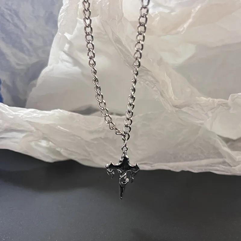 New Gothic Punk Cross Barbed Thorns Pendant Chain Choker Necklace 