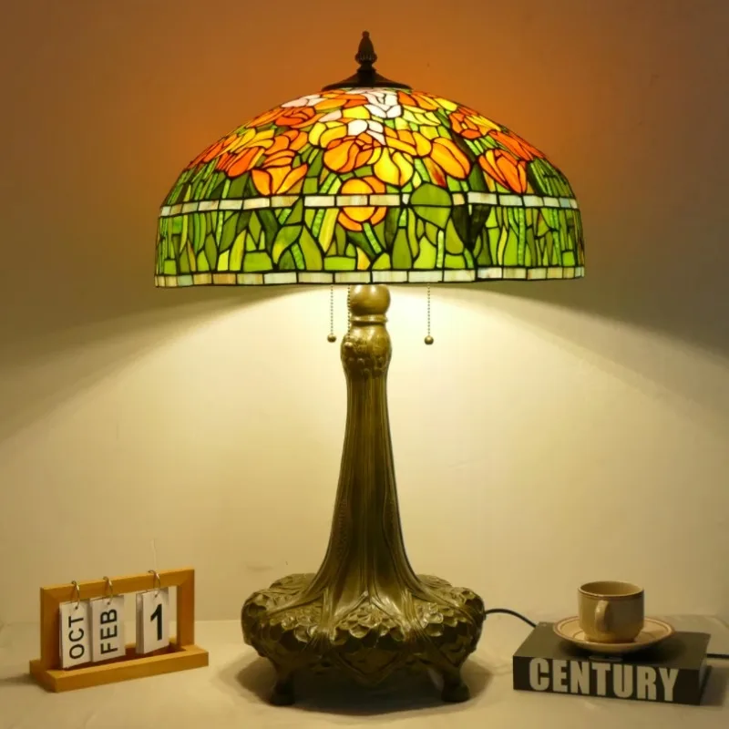 

Красные тюльпаны в европейском стиле, декоративные лампы для американской гостиной или кабинета, теплые настольные лампы для свадебной комнаты.