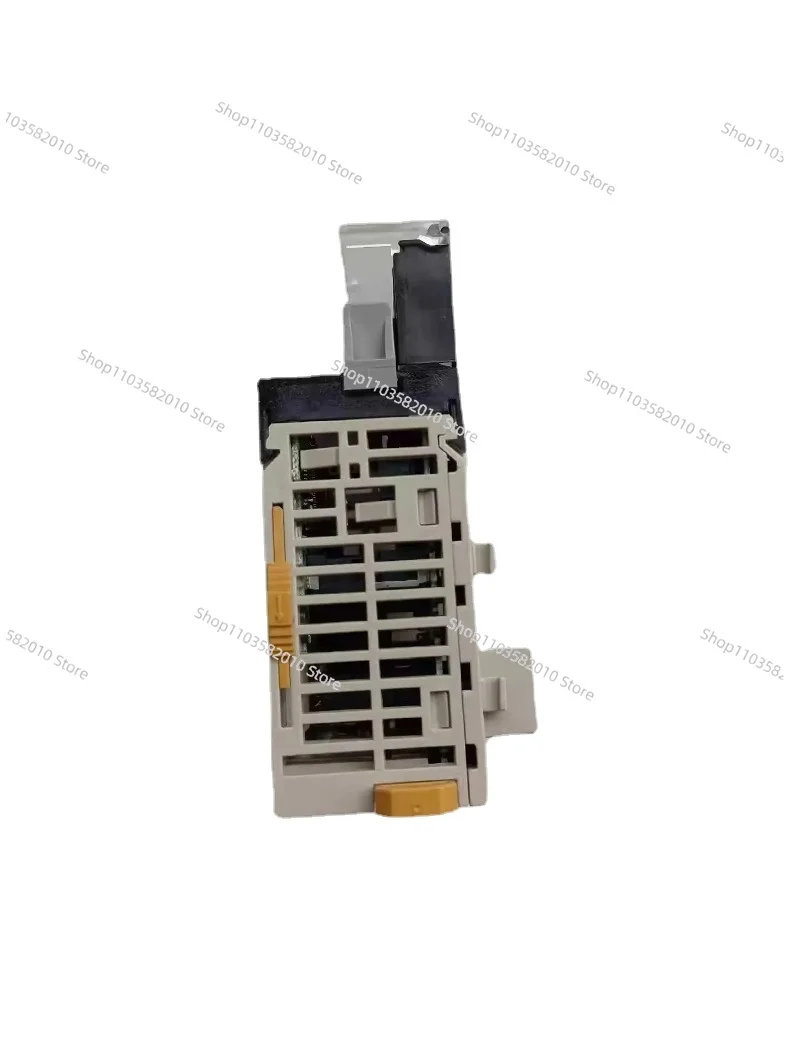 CP1W-MAD42 CJ1W-MAD42 CJ1W-SCU21-V1 I/O Unit NEW ORIGIANL