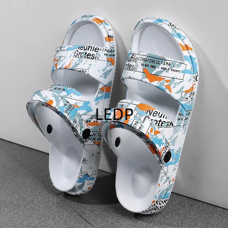 Slippers for Home Man Fashion Outdoor Casual Male Lazy Beach Shoes Unisex Platform Breathable Men Jelly Slippers New In Summer