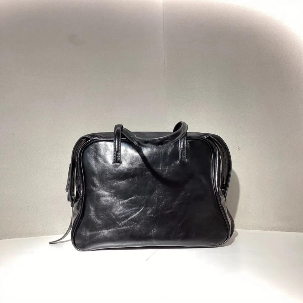 High-quality Oil Wax Leather Commuter Computer Messenger Bag Temperament Handbag Versatile Shoulder Women's Bag Large Capacity