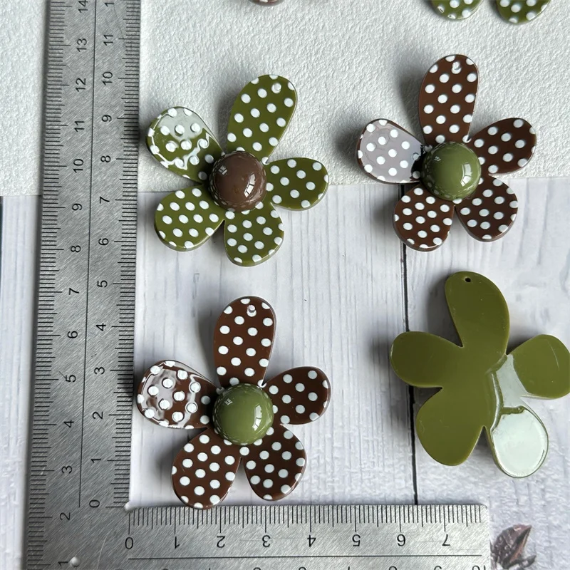 Newest 40pcs/lot color dots pattern print cartoon flowers shape acrylic floral diy jewelry garment hair accessory