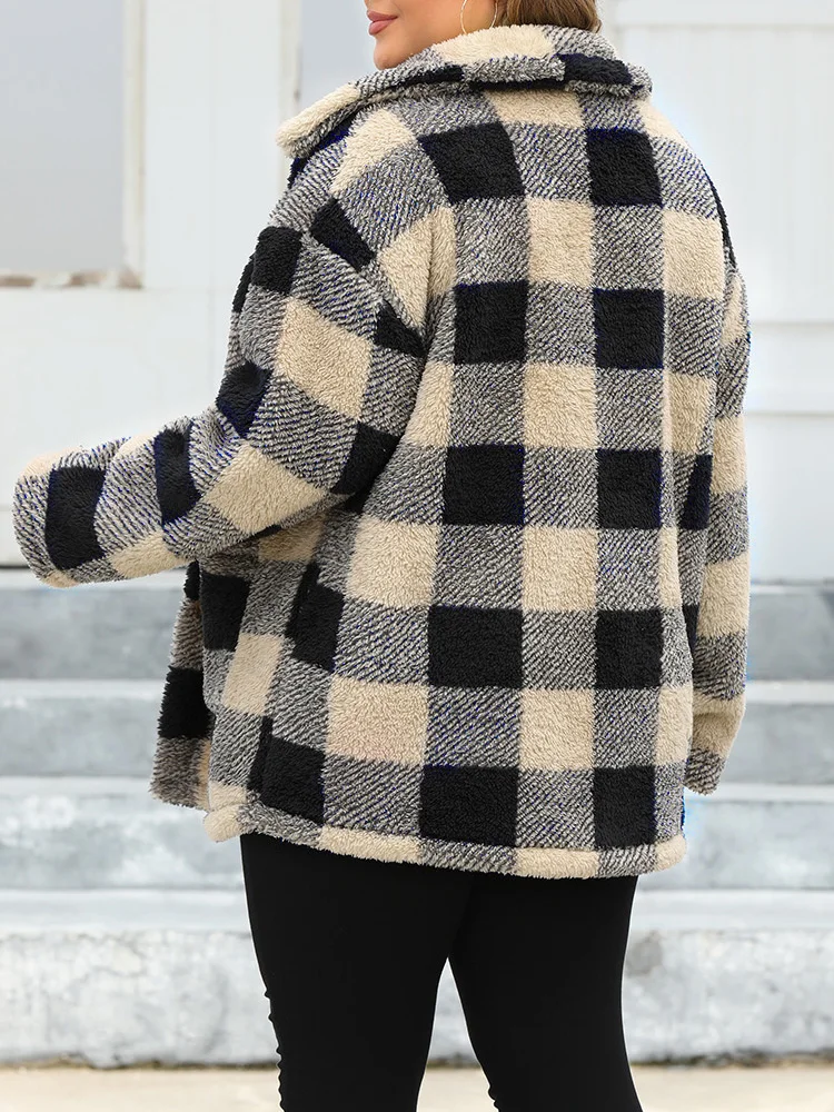 GIBSIE Plus Size Plaid Single Breasted Winter Coat Women Vintage Pockets Long Sleeve Thickened Plush Lapel Jacket Woman New 2024