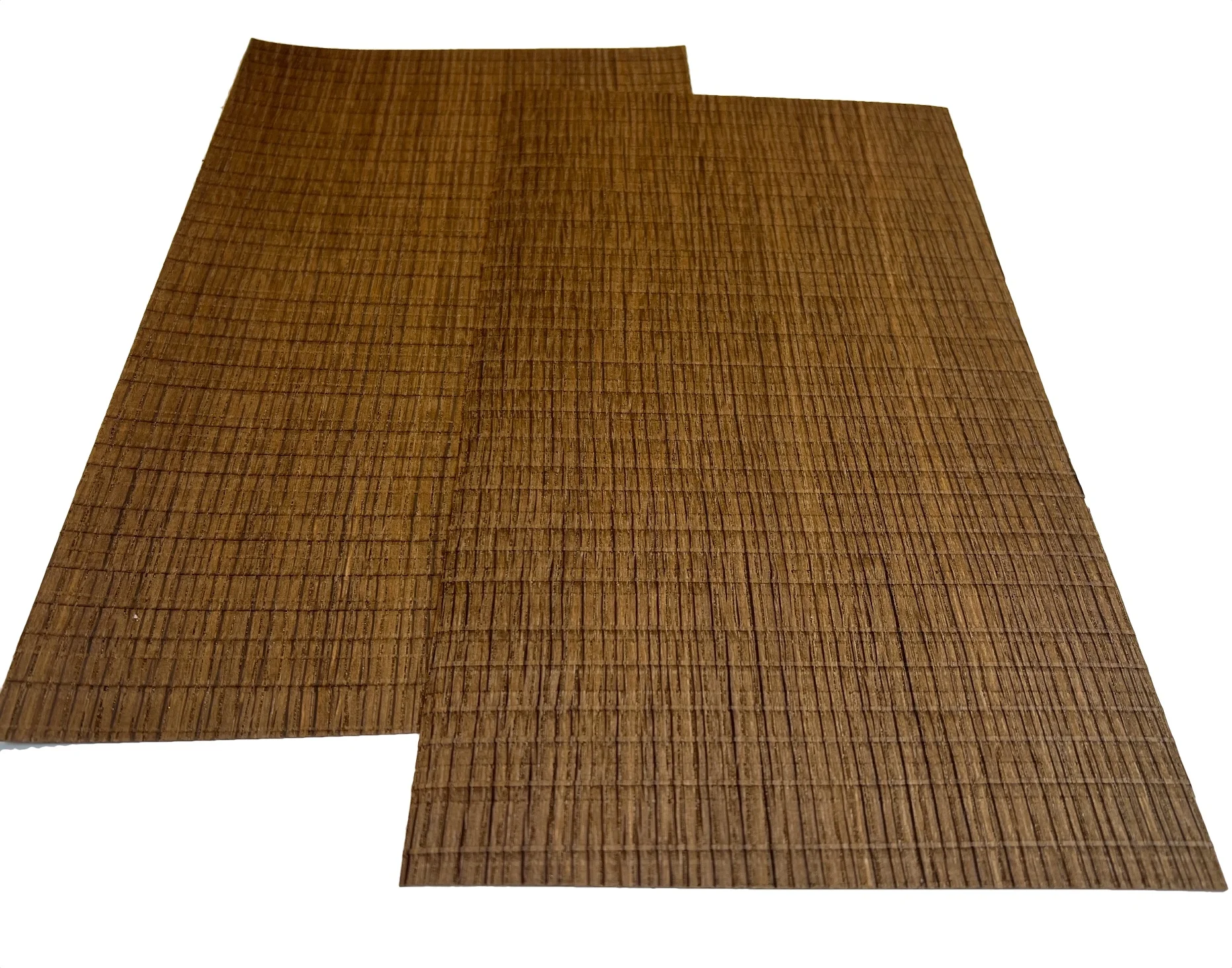 

2pcs/lot 300x180mm thickness: 0.5mm Natural Serrated Smoked Oak Wood Veneer Slices Sheets