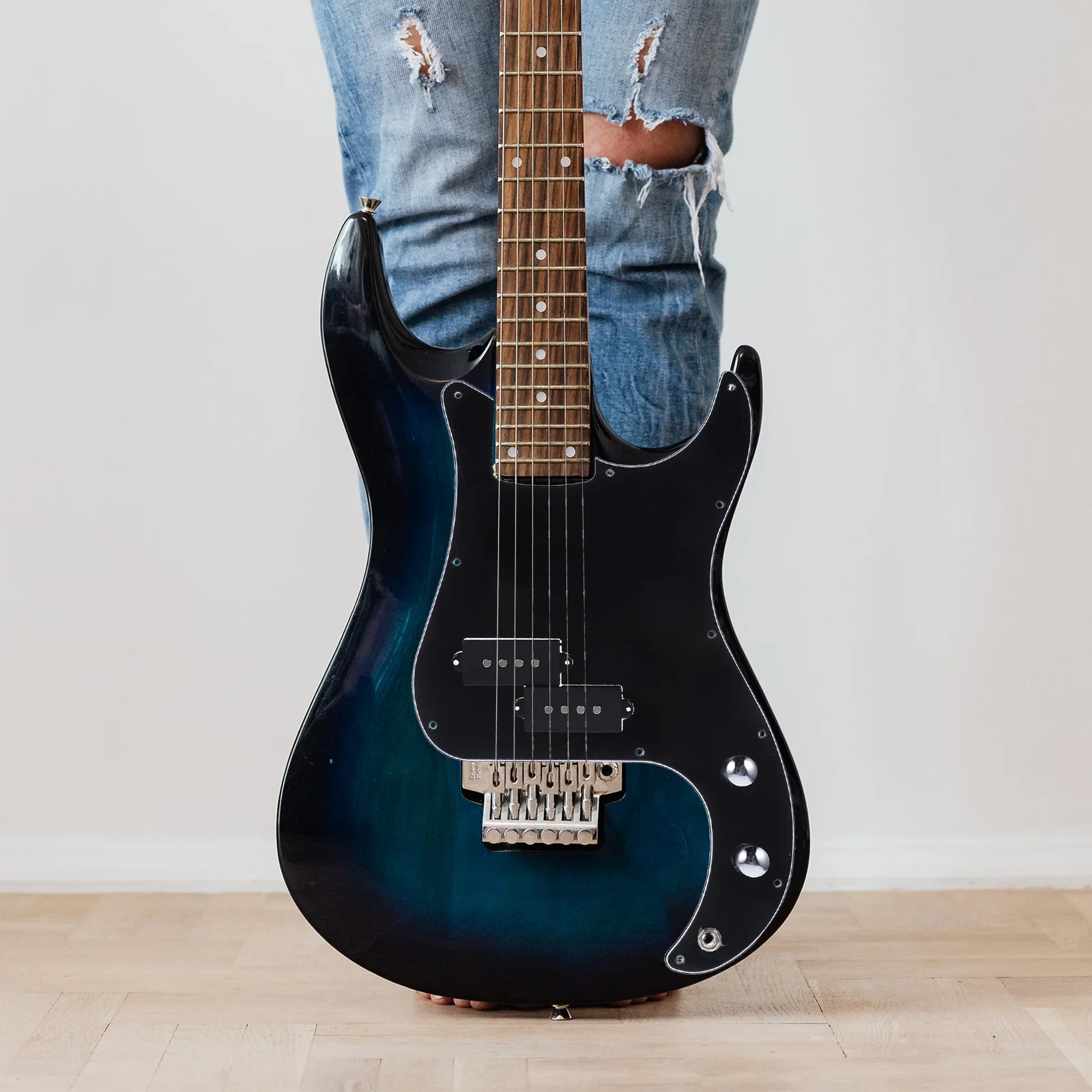 

Pb Bass 3 Ply Loaded Pickup Guitar Instrument Black Scratch Resistant Sss 3 Layer Bass Guitar Pickup Set
