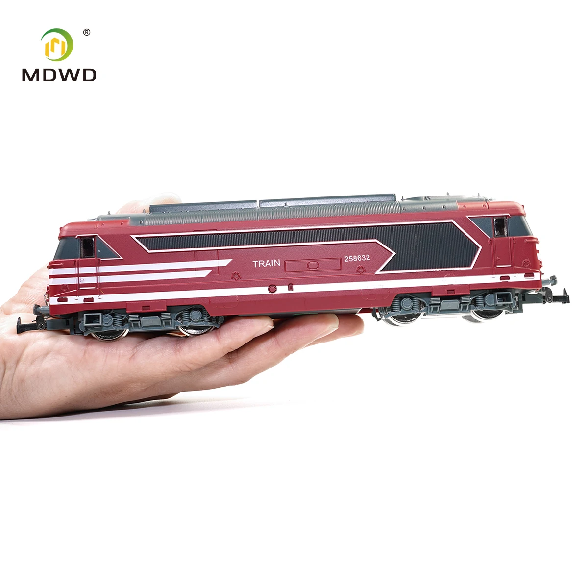 

Красная модель локомотива 87: Дизельный поезд-конструктор для оформления железнодорожных макетов