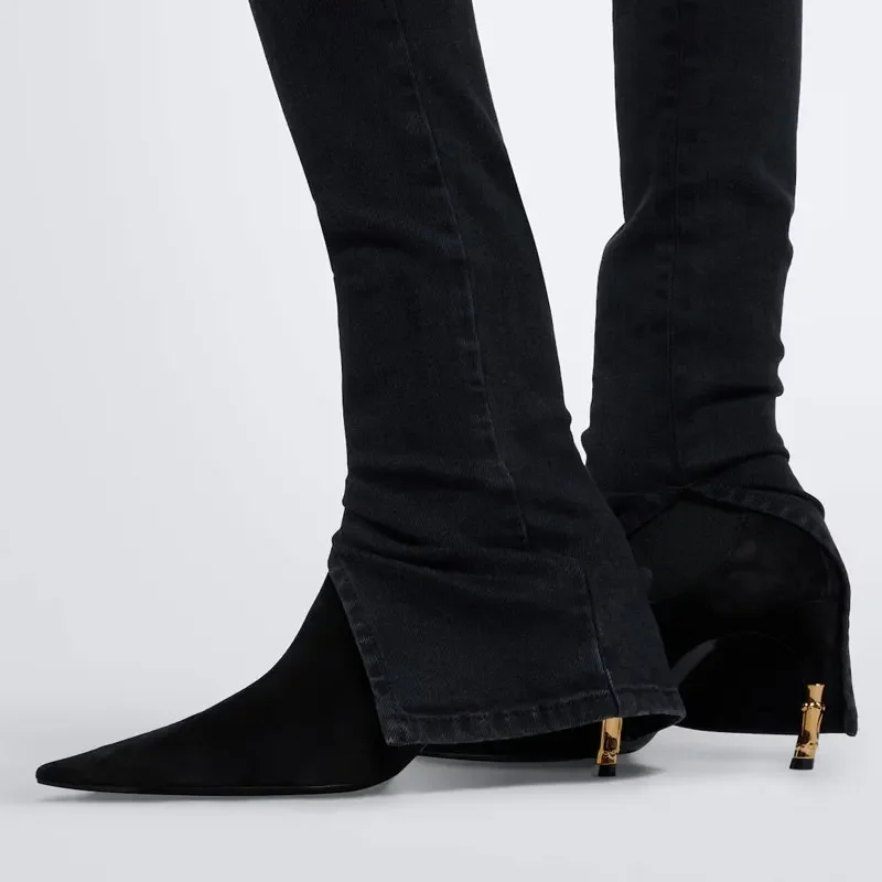 2026 New Low Heel Knee High Boots with Pointed Kitten Heels and Elastic Fabric Autumn and Winter Fashionable Mid Length Boots