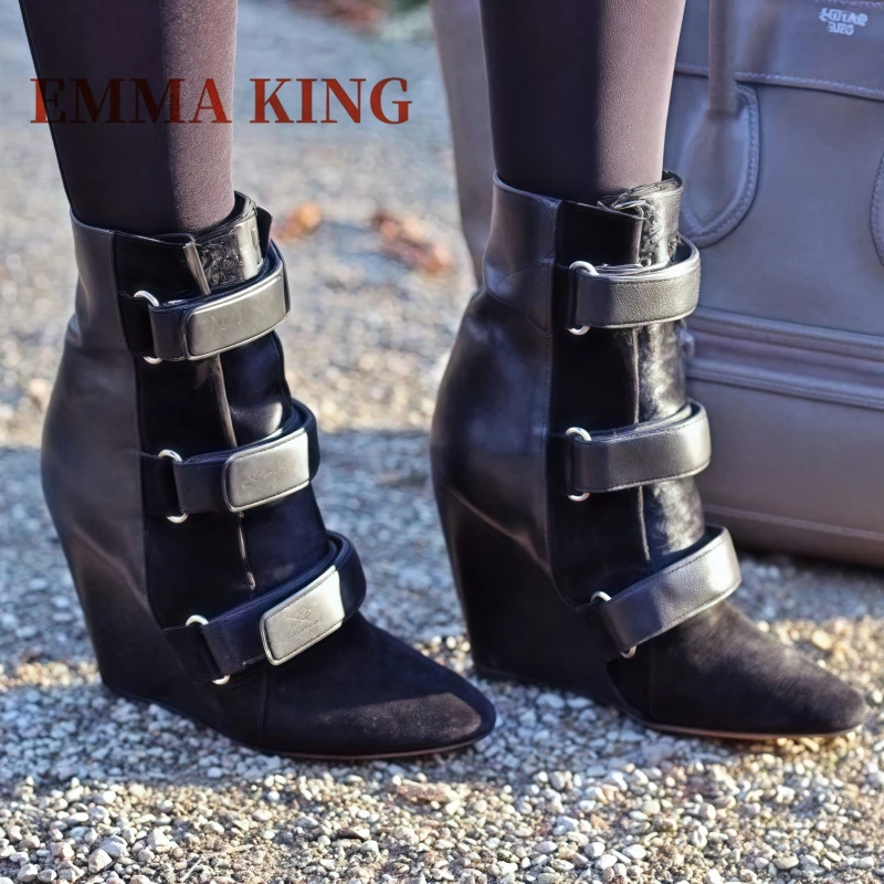 

Ladies Black Wedge Heels Chelsea Boots Women Patchwork Ankle Boots Female Trend Pointy Toe Outfit Shoes Novelty Large Size Shoes