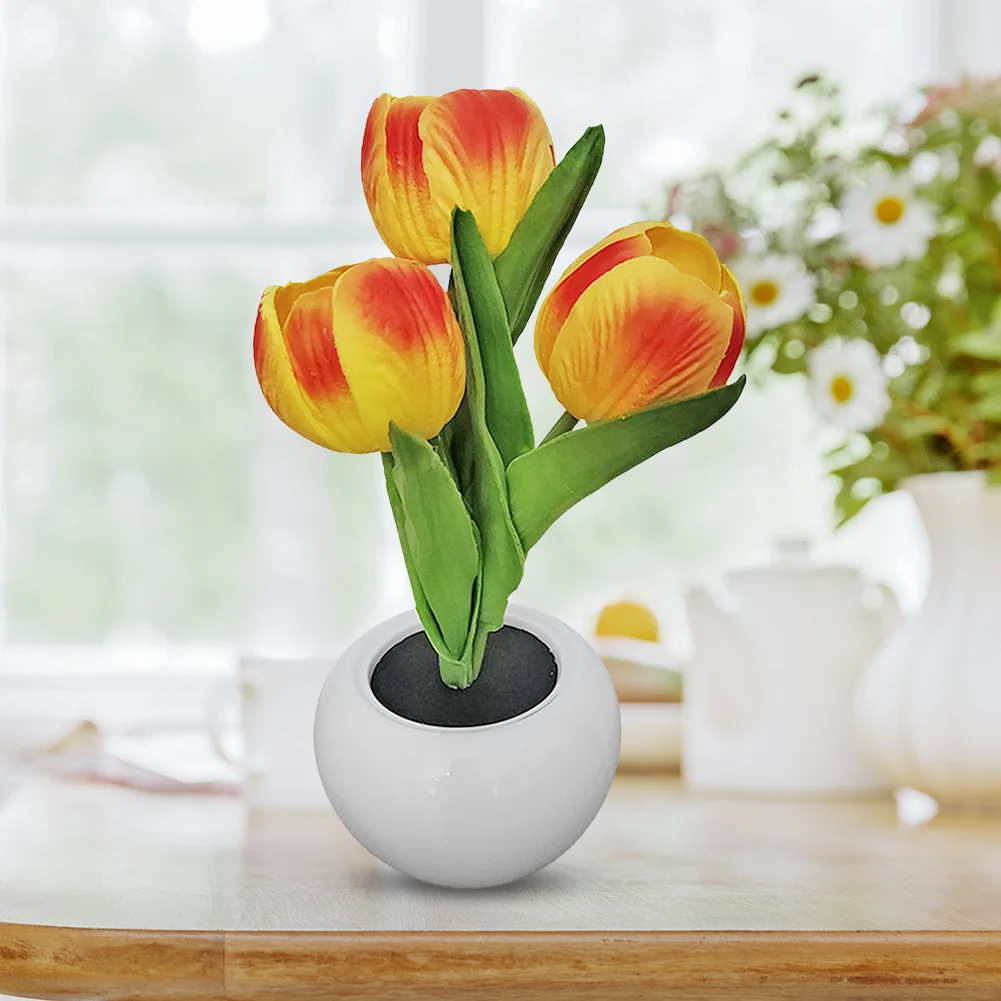 9x22cm Potted Plant Table Lamp Battery Powered Tulips Artificial Light Romantic Gift Small Desk Lamp 3V for Bedroom Living Desk