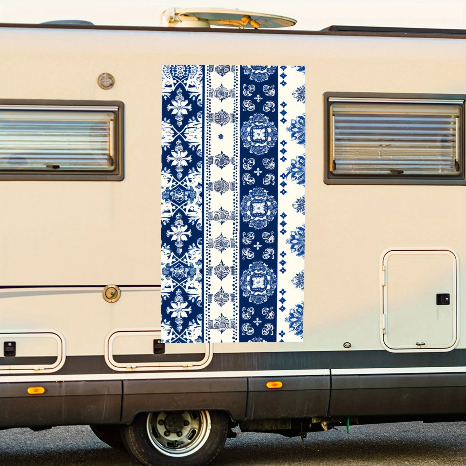 

Элегантные синие - белые мотивы! Стильная, вневременная наклейка для вашего автофургона. Виниловая наклейка для двери автомобиля на колесах, водонепроницаемая самоклеящаяся.