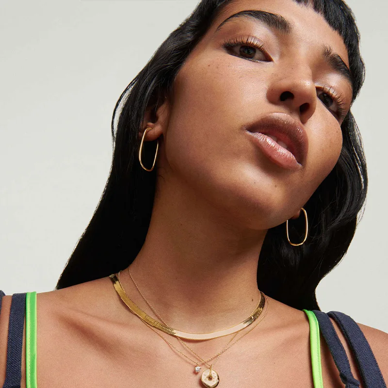 Faionable المرأة شقة عظم الثعبان سلسلة Nelace تنوعا تصميم خفيف الوزن Ele بليد الترقوة مجوهرات Accory