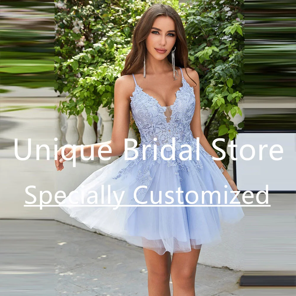 

A-Line Tulle Cocktail Dresses V-Neck Backless Criss Cross Straps Graduation Sleeveless Applique Mini Homecoming