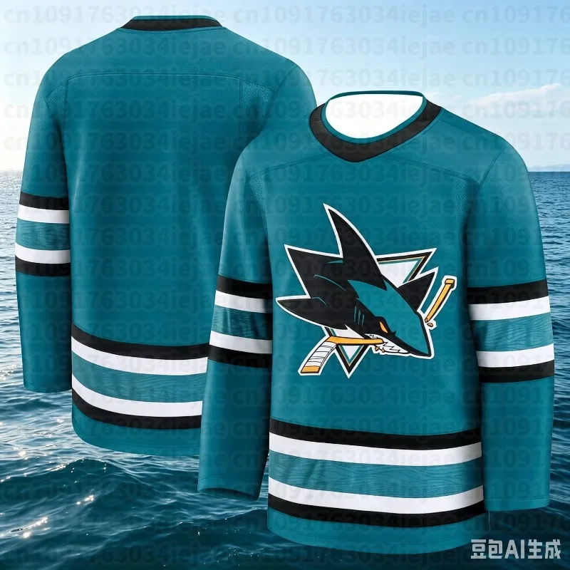 Camiseta de Hockey - Color Verde Azulado con Detalles en Negro/Blanco, Logotipo de Tiburón con Palos Cruzados, Diseño Clásico a Rayas, Camiseta Deportiva con Estampados 3D HD