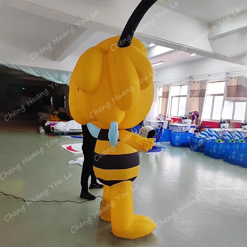 Sweet inflatable honey flying bee man air model hardworking cartoon bee bread sweet shop advertising natural insect animal