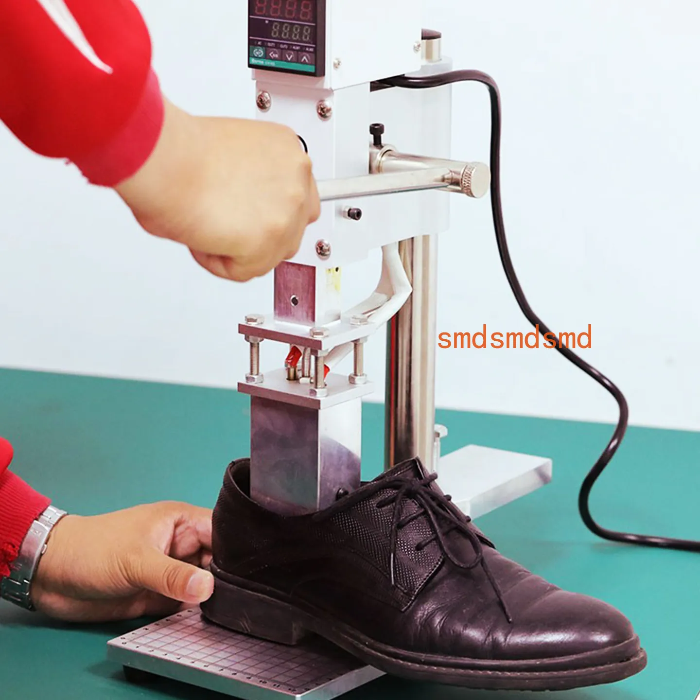 Suitable for manual insoles, leather shoes, wallets, belts, branding machines, bronzing machines, marking machines