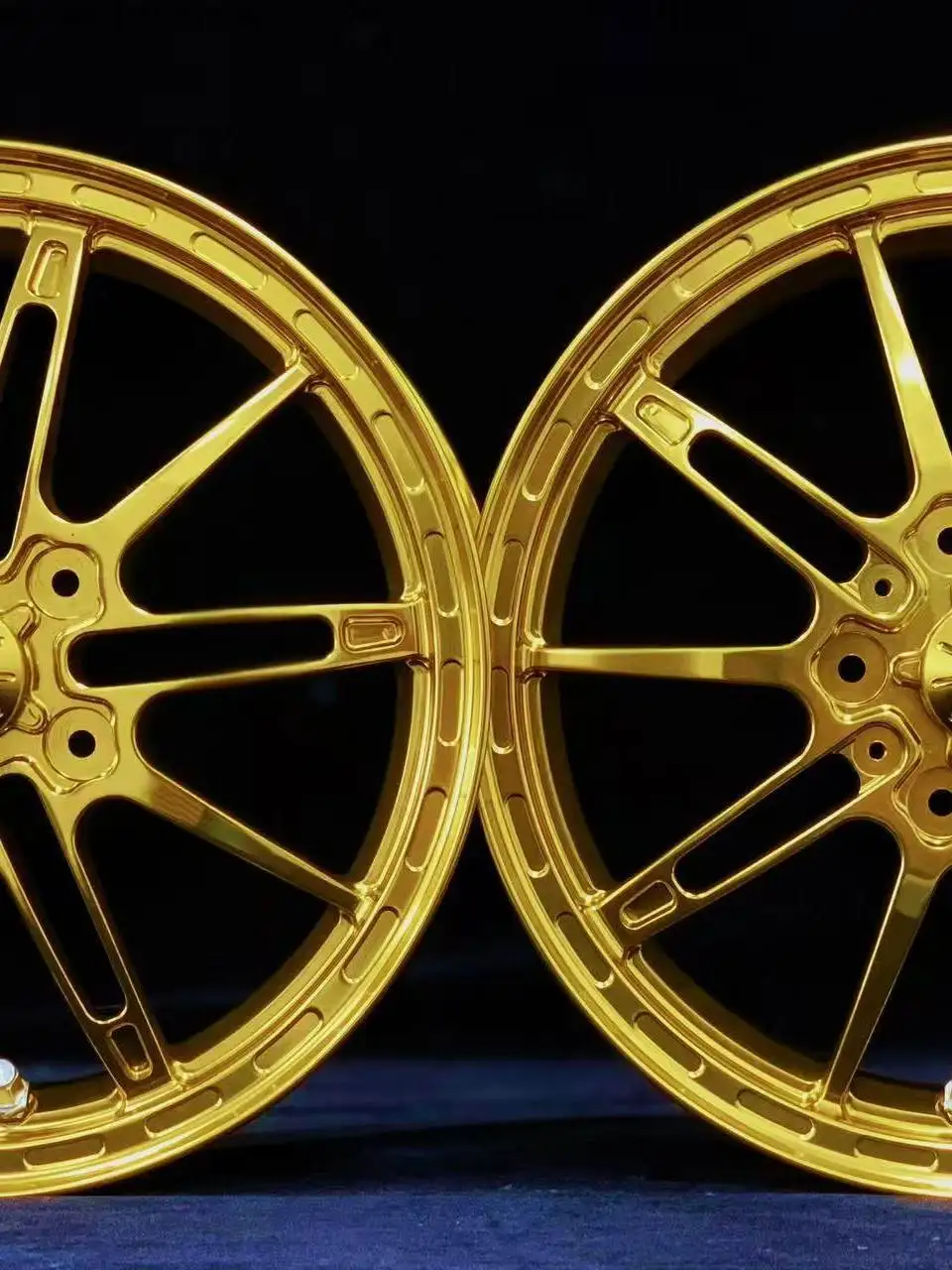 

Universal Forged for VESPA 125/ 150/ 300 Sportbike Wheel Hub Modified Racing CNC Lightweight Wheel Rim Wheel Hub