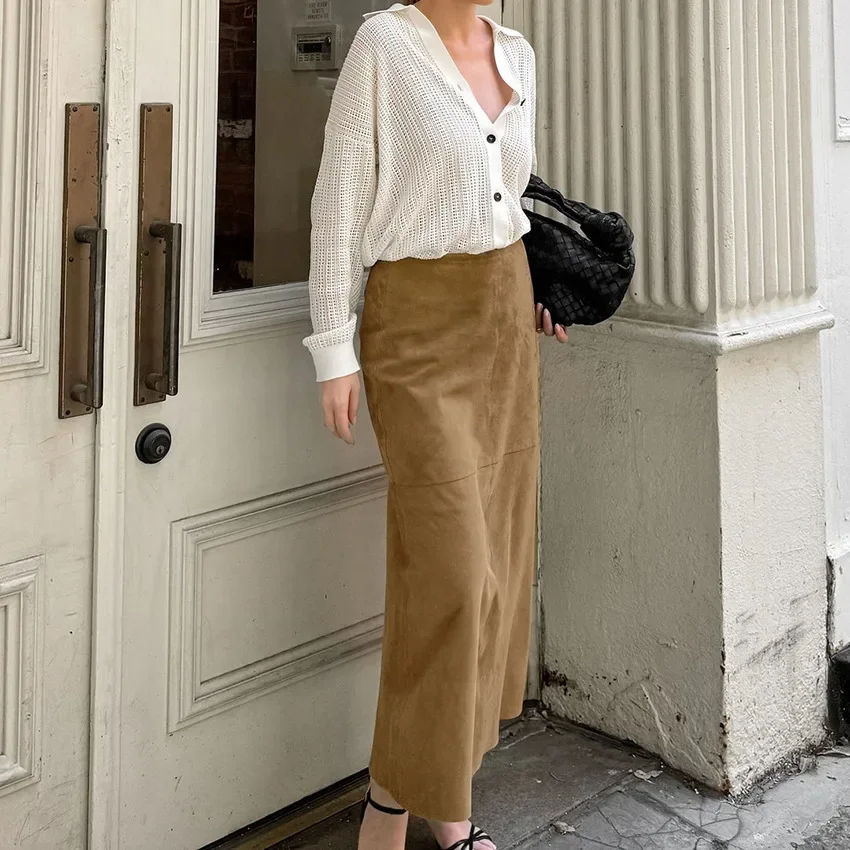 Women Autumn Winter Elegant Vintage Fashion Velvet Long Skirt Khaki Slim Straight Skirt Zipper Solid Color Streetwear Skirt 2024