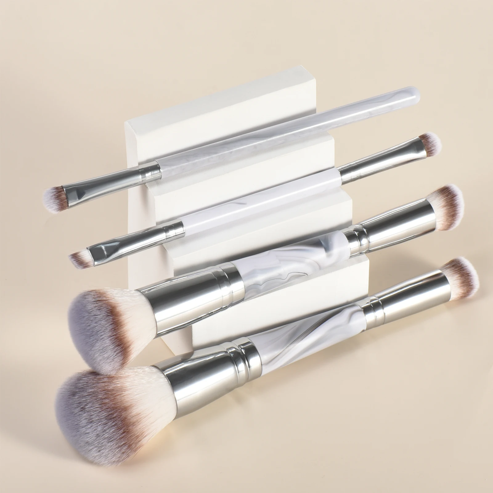 Tweekoppige make-upborstel Losse borstel Blush Brush Contourborstel Wenkbrauwborstel Wimperkrul Detailborstel Multifunctionele make-up