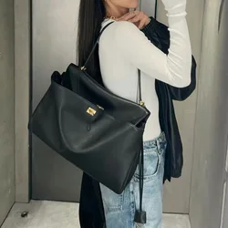 2024 Spring and Summer New Dark Color Versatile Handbag Shoulder Underarm Bag Large Capacity Handbag Personalized Women's Bag