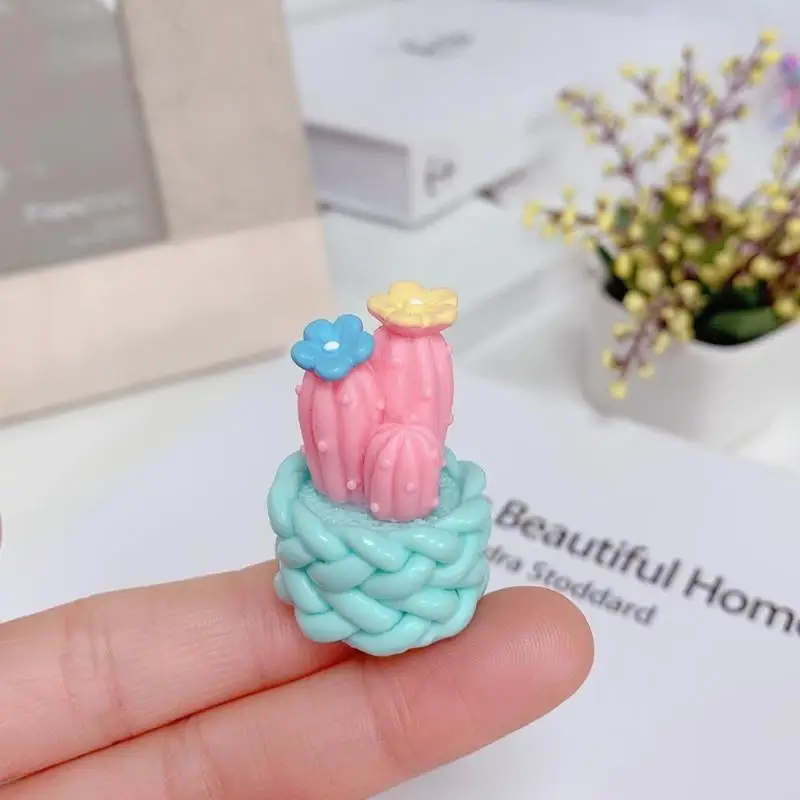4Pcs Mini Resin Cactus Figurines Cute Cartoon Artificial Plant Ornament For Home Office Tabletop Micro Landscape Decor