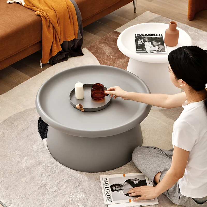 

Nordic style round coffee table Modern small apartment living room combination plastic coffee table size round table personality