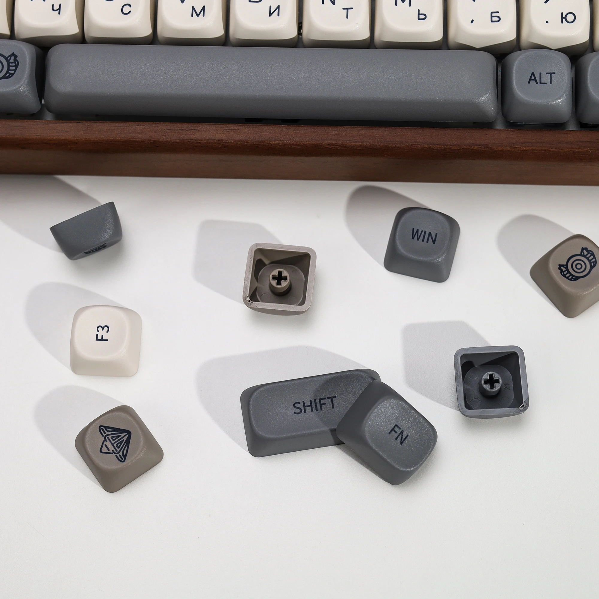 KBDiy Keycaps Russi Tema Retro - Retro Gaming Mac recensione e prezzo