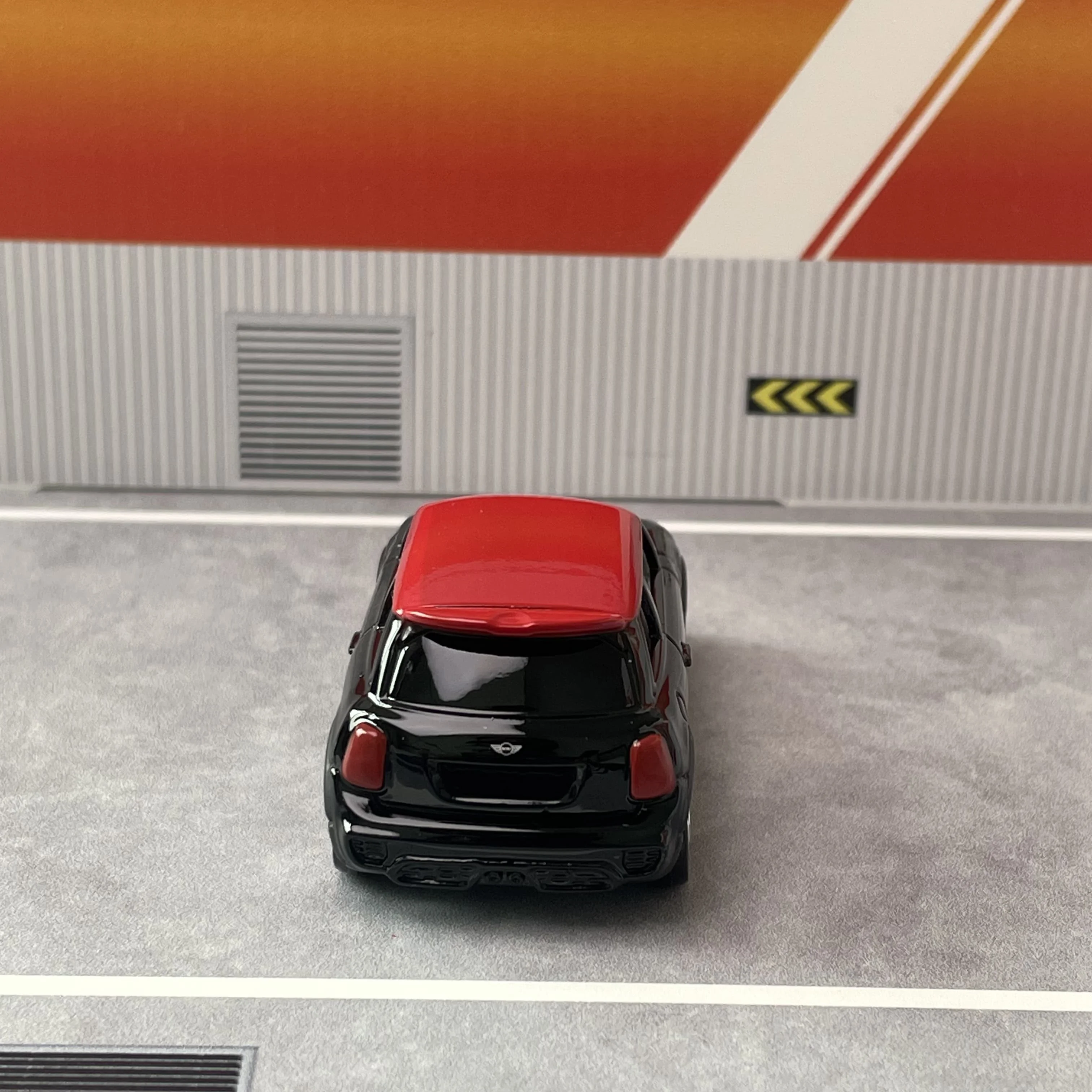 Takara Tomy Tomica A0-05 Mini John Cooper Works Casting Static Alloy Car Vehicle Diecast Metal Mode Collection Display Toy Gift