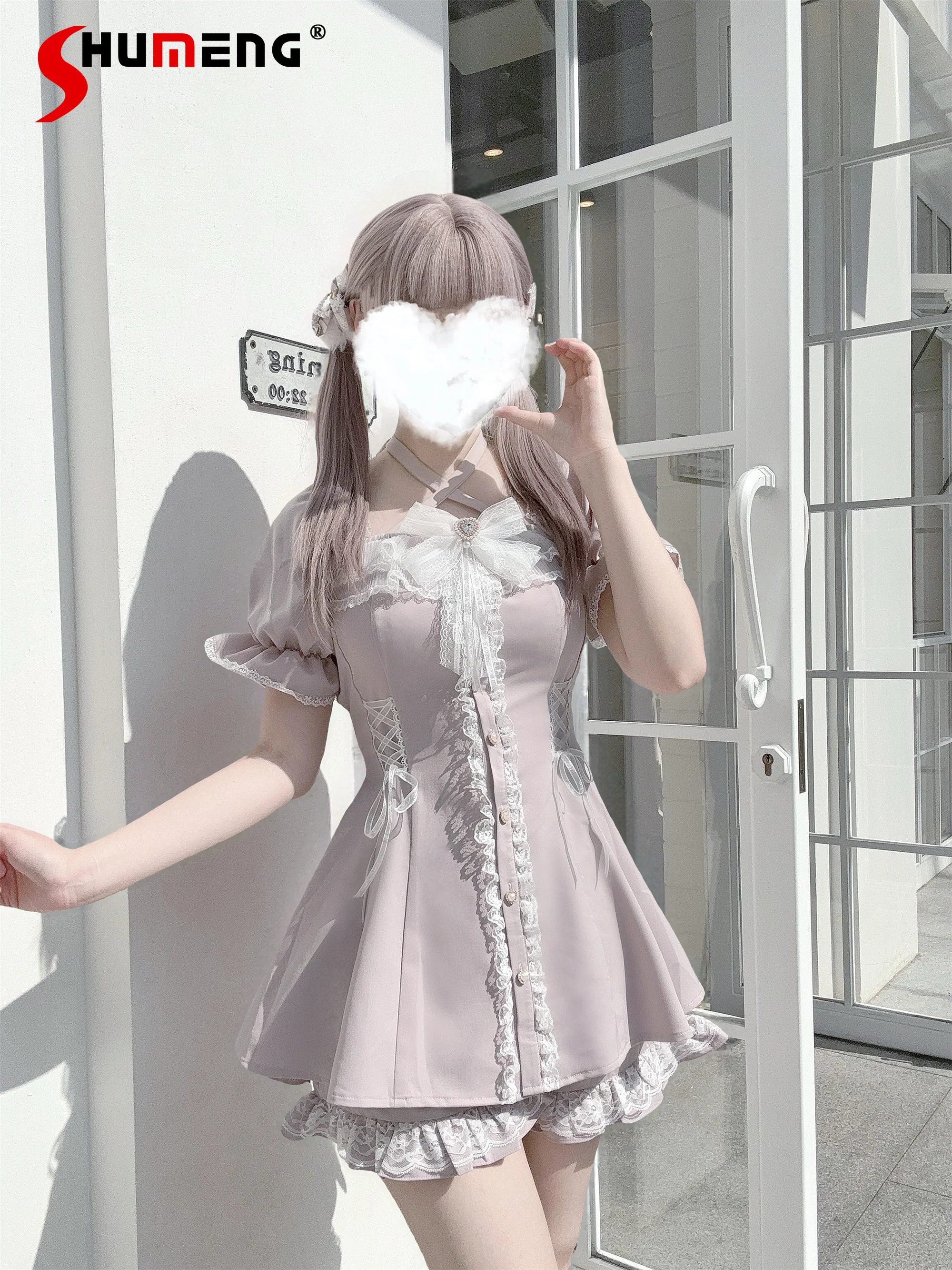 

Японский стиль Mine Lolita Платье с короткими рукавами и шорты Комплект из 2 предметов 2025 Новый комплект платья с лямкой на шее для девочек и женщин Милый милый комплект с бантом