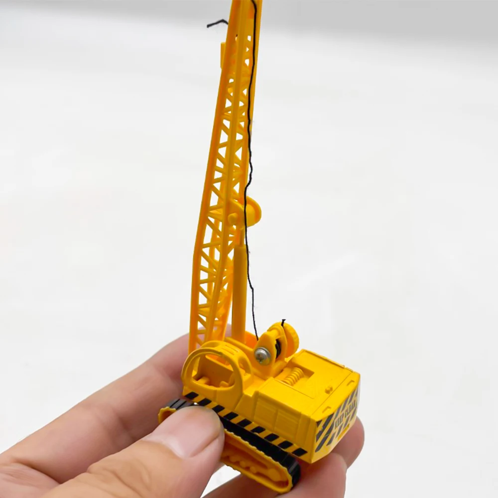 Scale Mini Simulation Alloy Crane Engineering Vehicle Scene Model Finished Product for Diorama