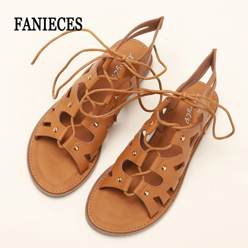 

Женские летние сандалии-гладиаторы в римском стиле с перекрестными ремешками, ажурные, на плоской подошве, повседневные, в стиле бохо, для пляжа и отпуска