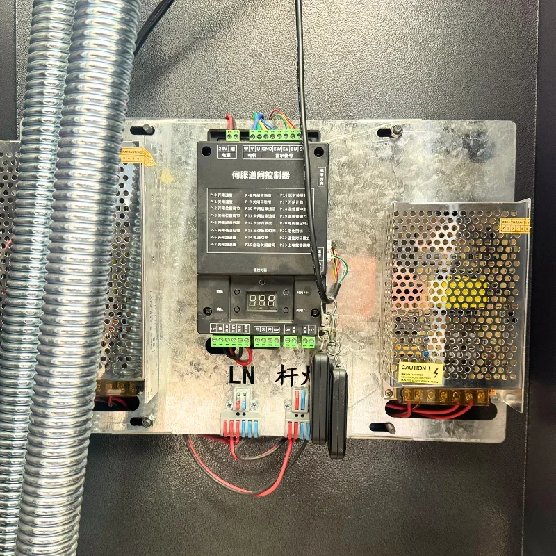 ประตูกั้นโฆษณาการจัดการระบบที่จอดรถ GA16 สําหรับห้างสรรพสินค้าและพื้นที่อยู่อาศัย