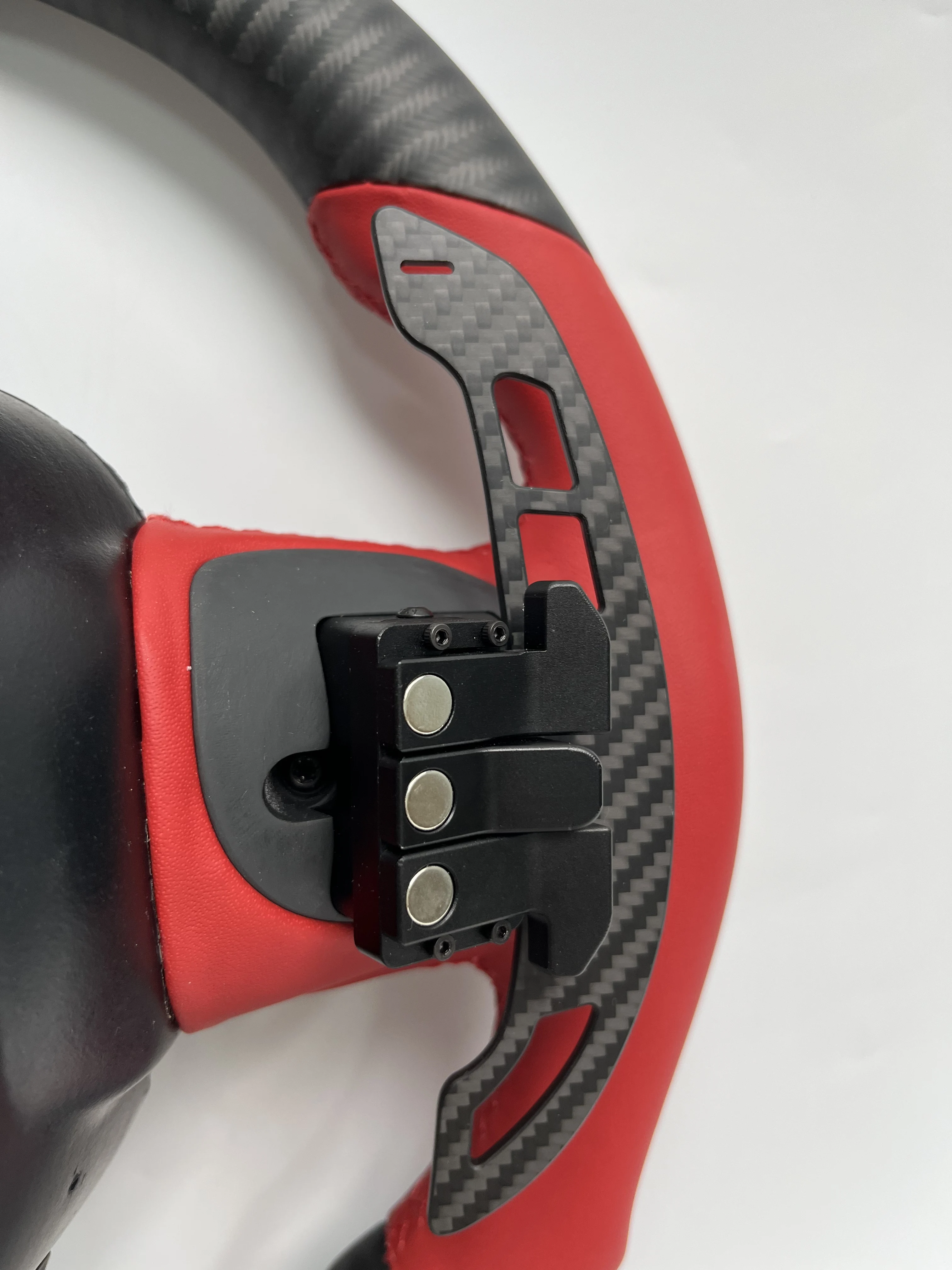 Car Accessories Suitable for    Challenger Charger Genuine Leather Perforated Leather Forged Carbon Fiber Steering Wheel