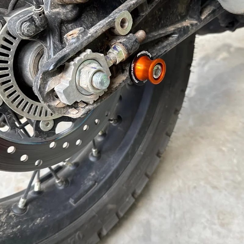 

For KTM 390 790 890 1050 1090 ADVENTURE 1290 SAS 2022 Super Adventure 990 SUPERMOTO Motorcycle M10 Swingarm Spools Slider Stand
