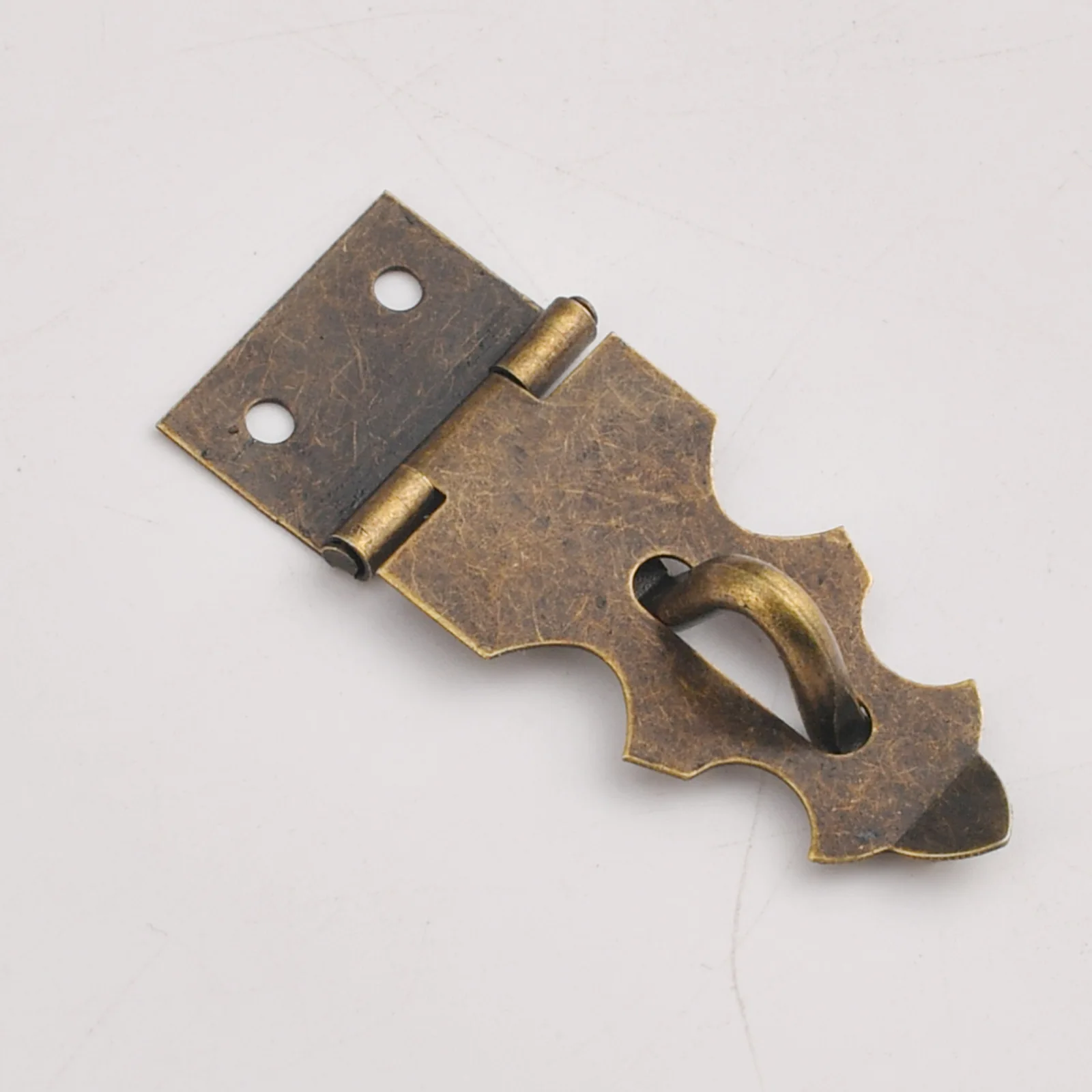 Retro lock brand buckle lock, carton buckle lock small buckle, bronze antique, iron padlock iron sheet