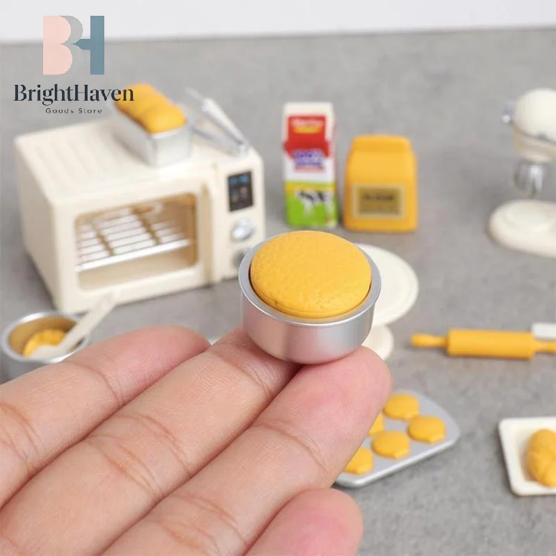 1 Set New 1/12 Scale Miniature Dollhouse Food Electronic Oven Model Realistic Collectible Pretend Bread For Doll Accessories B.H