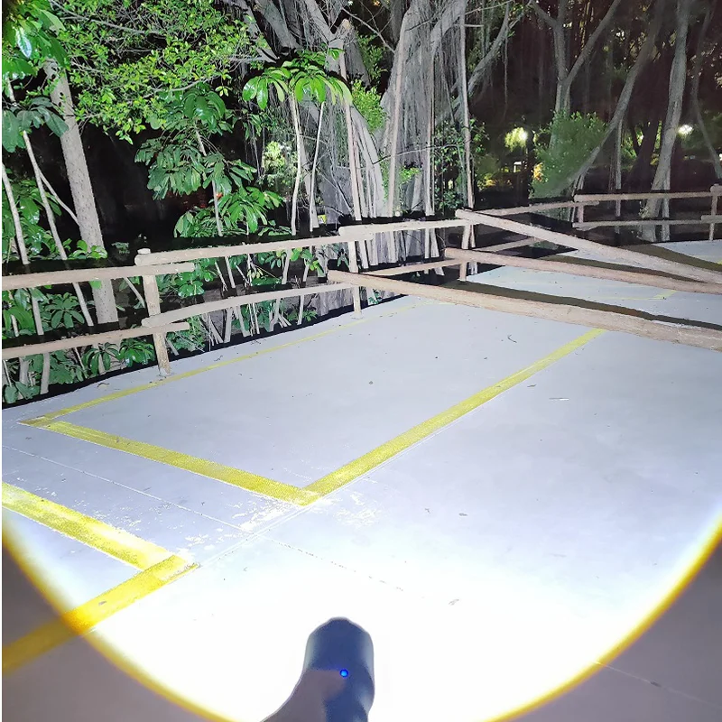 New Rechargeable Led Flashlight Super Bright Long Shot Torch Portable Tactical Lantern Powerful Zoomable Camping Led Flashlights