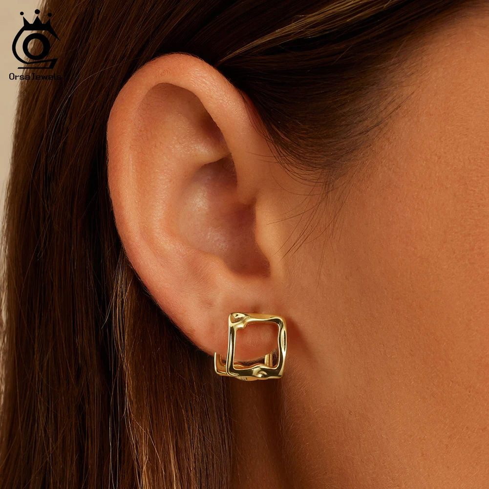 

ORSA JEWELS стерлингового серебра 925 пробы, квадратные серьги-гвоздики неправильной формы для женщин, трендовые свадебные серьги-гвоздики 2025, ювелирные изделия GAE17
