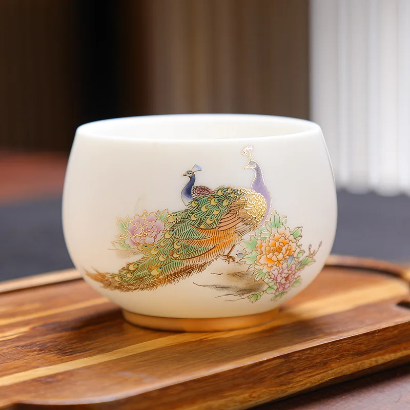 

Фарфоровый чайный сервиз с нефритом и овечьим жиром. Высококачественная персональная чашка Master Cup. Парные чашки с драконом и фениксом. Белый фарфоровый чайный сервиз.