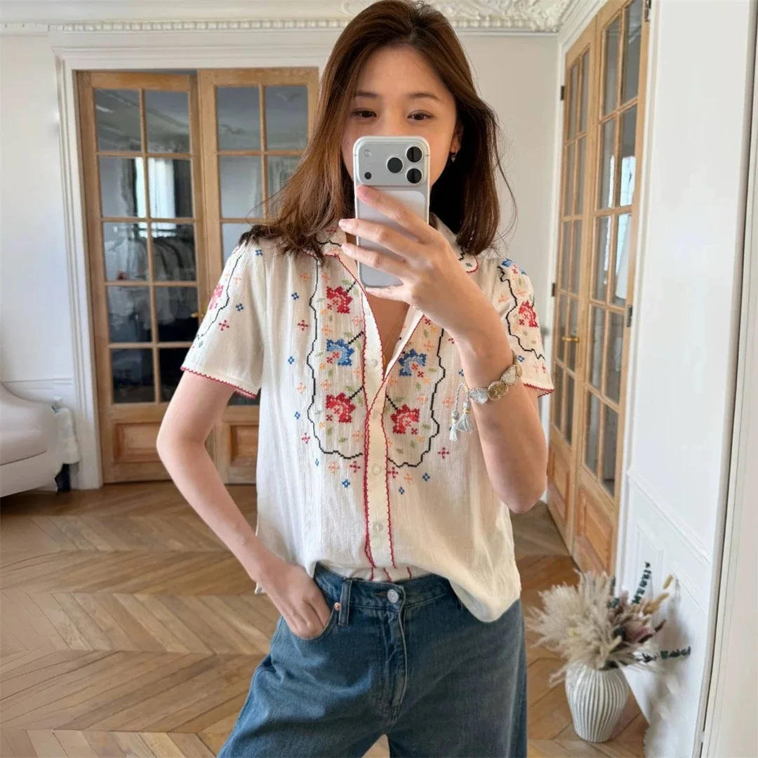 

Retro Lightweight Pure Cotton Short Sleeve Embroidered Shirt for Women Breathable Moisture Wicking Loose Fit V-Neck Button down