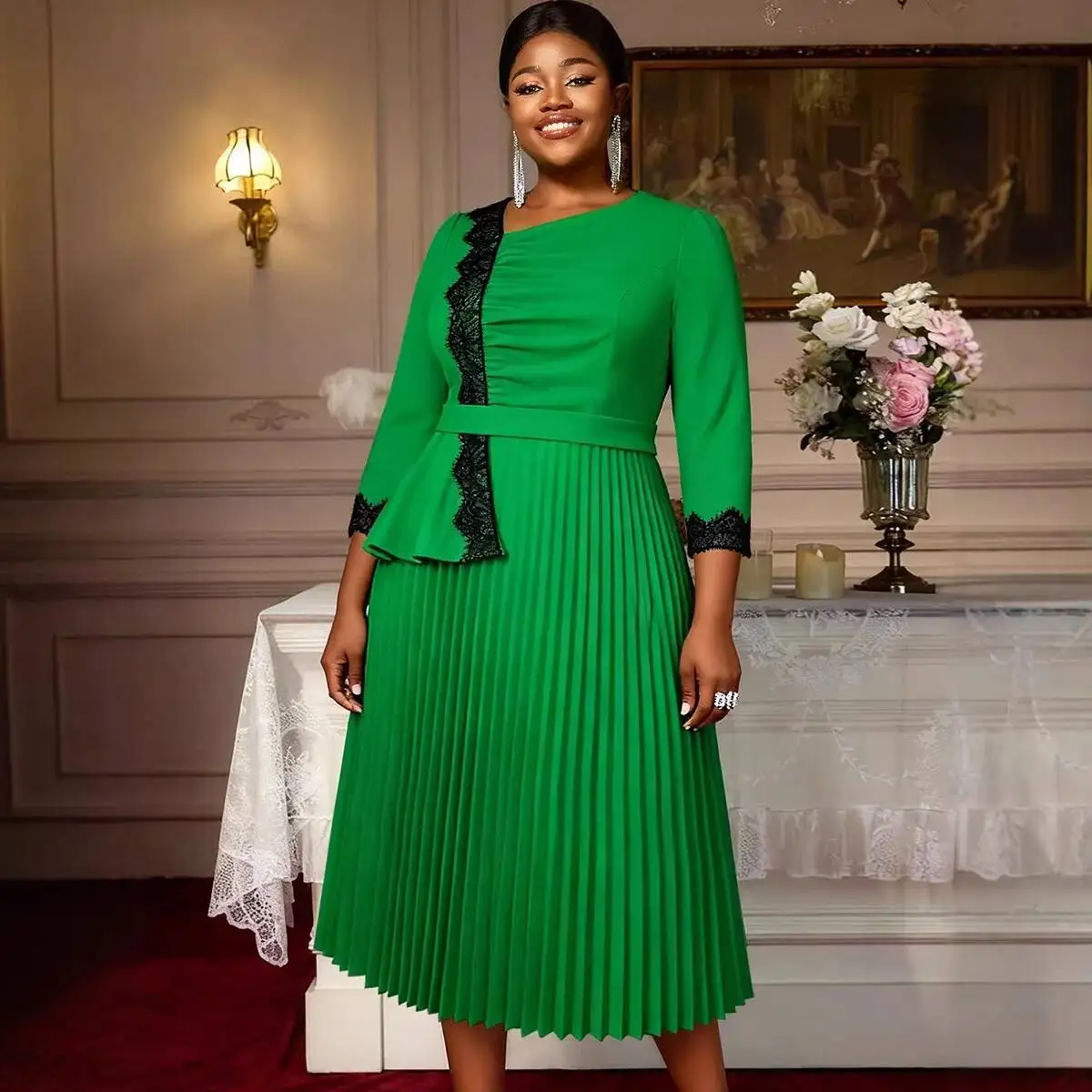 

Plus-size Women's Dress With Contrasting Color Lace And Three-quarter Sleeves, Waist-cinching, Slimming, Pleated, Elegant Party