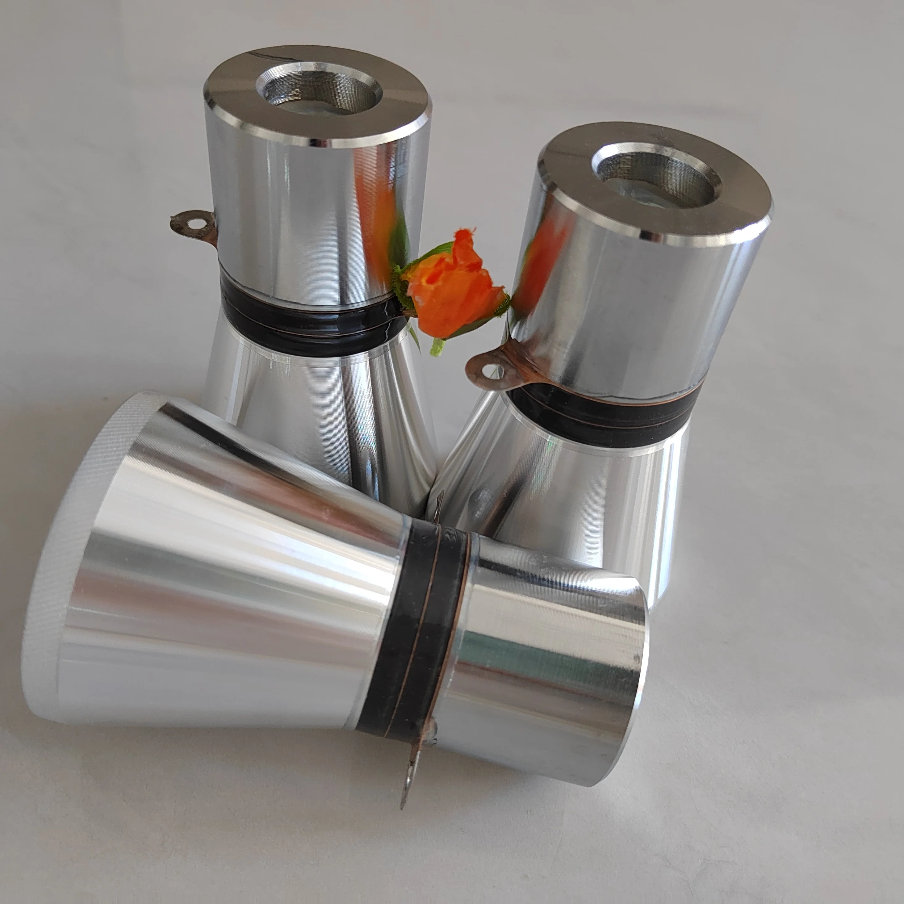 

20KHZ-200KHZ Ultrasonic Cleaning Transducer