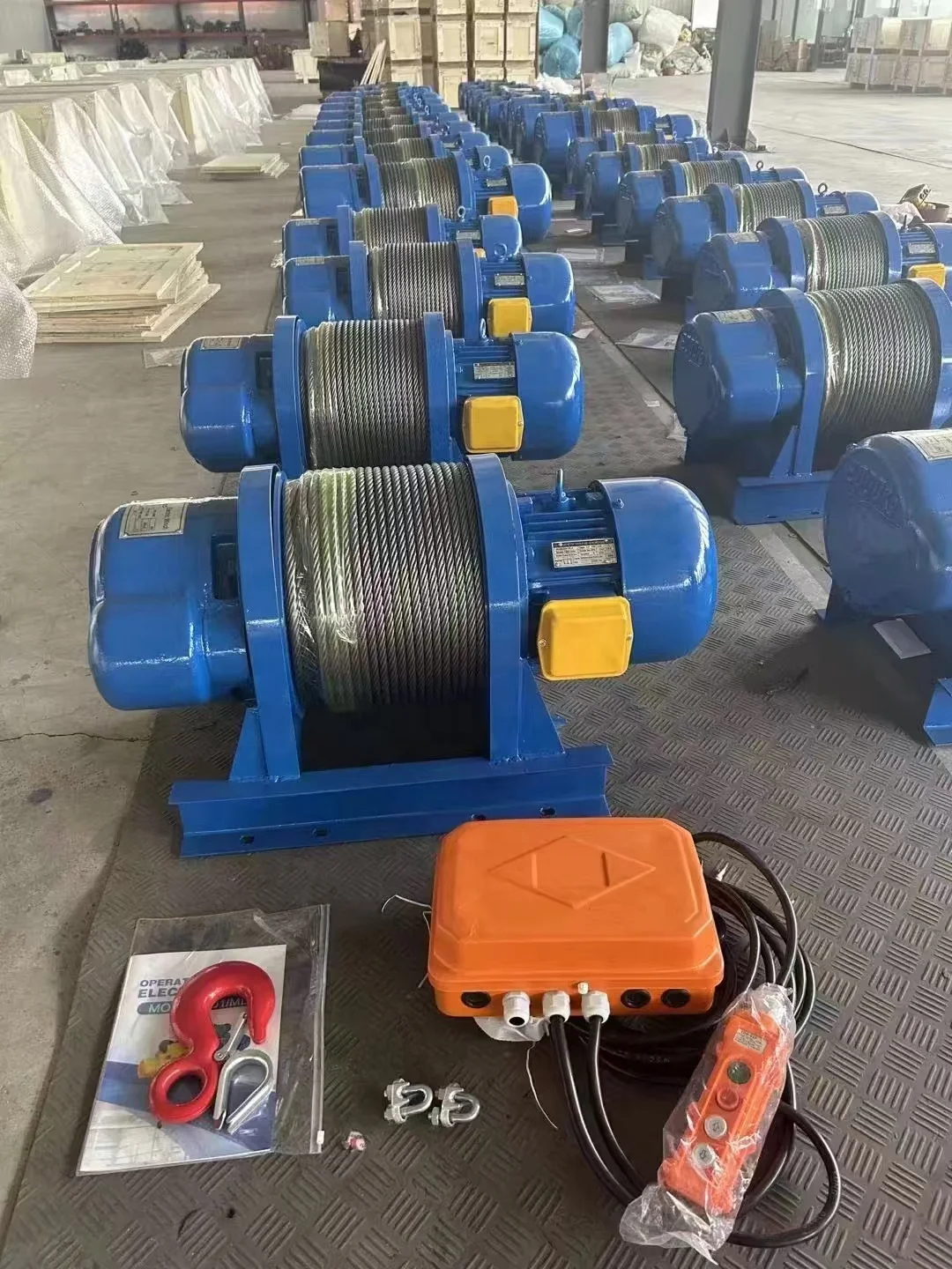 Macchina di sollevamento Funzionamento regolare Verricello elettrico per paranco da costruzione con catena a fune metallica CD1 MD1 da 1/ 5 tonnellate