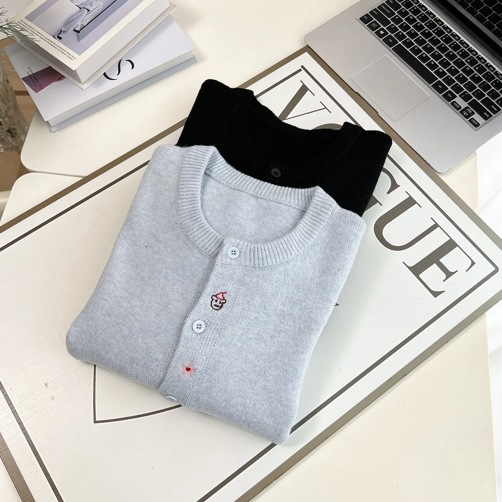 XXXL Fashion Plus Size Women's Sweater Cardigan New Autumn 2025 Simple Placket Embroidered Knitted Jumpers 3507 view 6