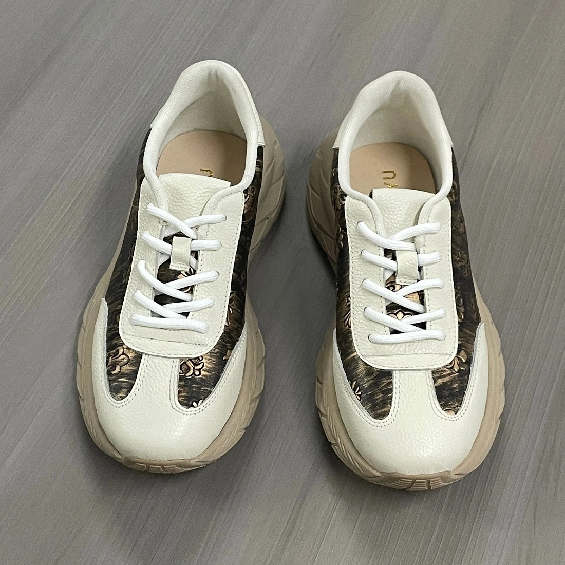 

Xingliupi New Arrival Women's Shoes High Quality Casual Shoes Popular Girl Sneakers for Women Unique Shape Genuine Leather