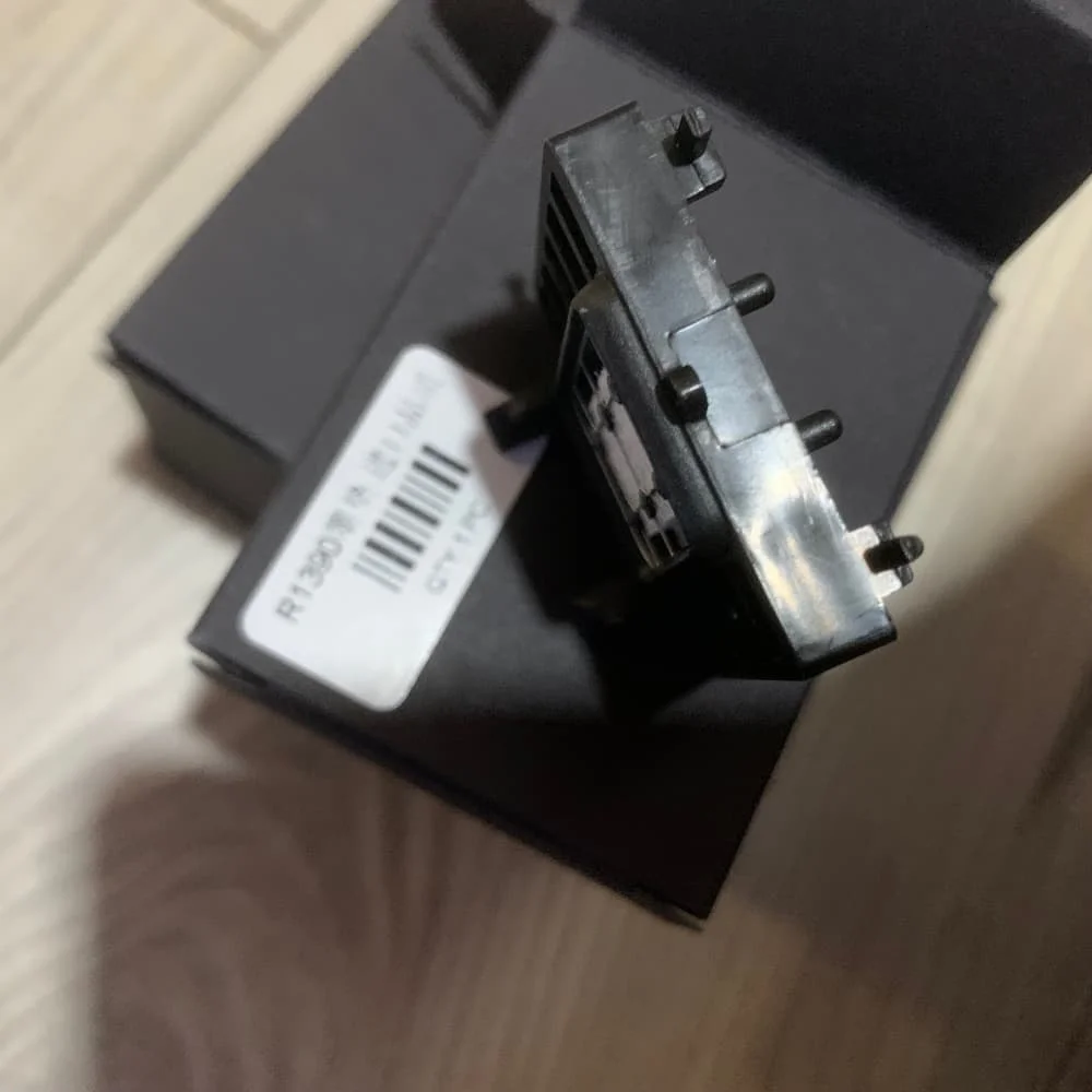 

1 шт. оригинальный R1390 1390 крышка верхняя чернильная подушечка для Epson L1800 1390 1400 1430 1500 Вт принтер печатающая головка укупорочная станция