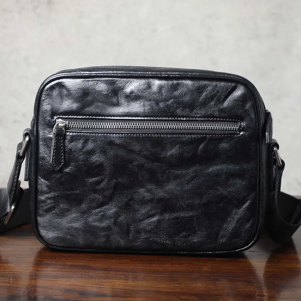 Echte Leder-Umhängetasche für Herren, einfache Rindsledertasche, hochwertiges, pflanzlich gegerbtes Leder, modischer Casual-Stil. – Detail 9